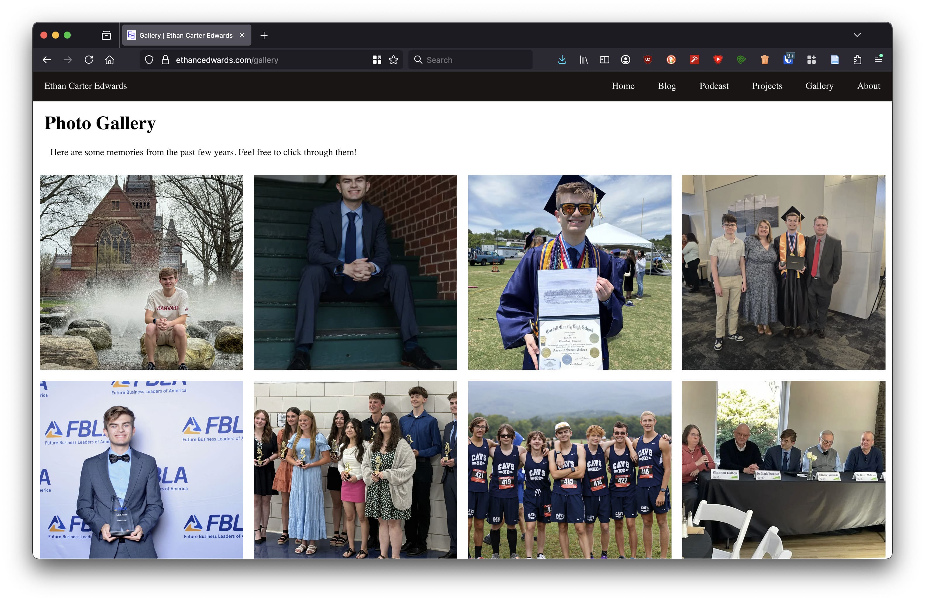 Screenshot of the photo gallery page